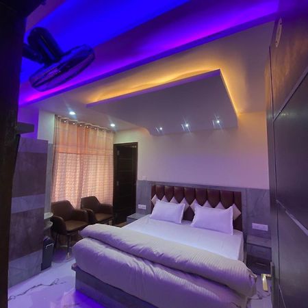 Harmony Heights Hotel Shimla Bagian luar foto
