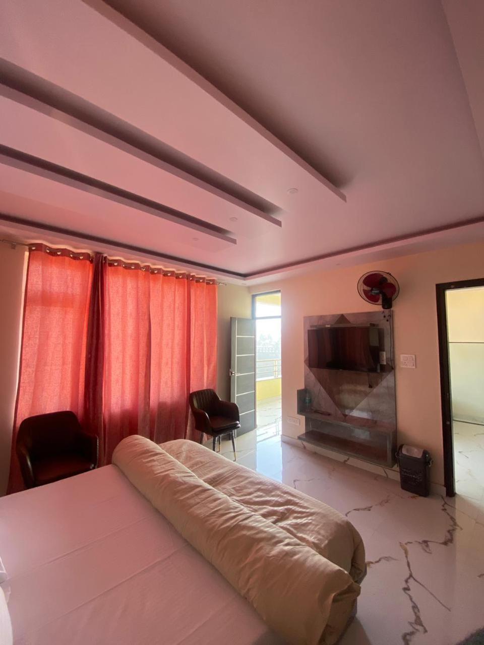Harmony Heights Hotel Shimla Bagian luar foto